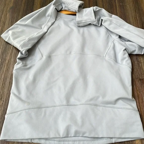 Lululemon It’s Rulu Classic Fit Crew Fleece Sz 8 EUC - Picture 6 of 9